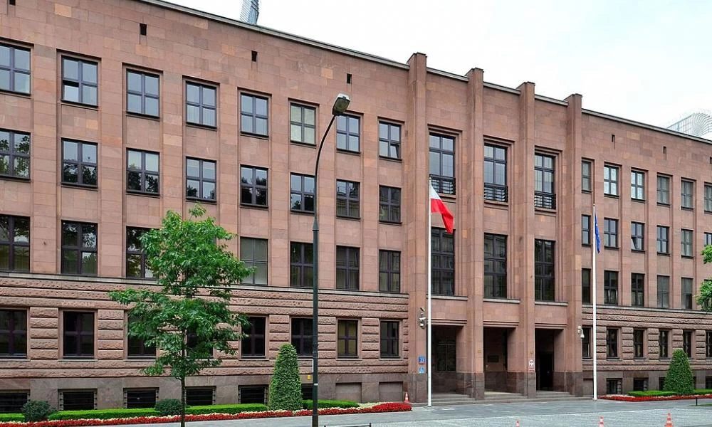 Πολωνός ΥΠΕΞ: Δεν θα αναγνωρίσουμε εδαφικές αλλαγές από παράνομες επιθέσεις